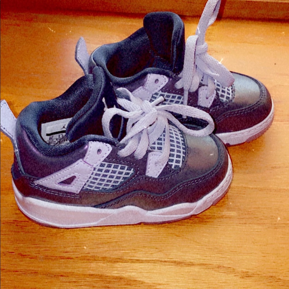 Jordan size 6c